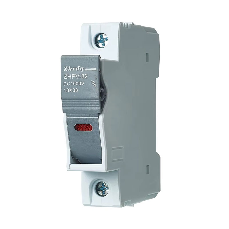 Зашто сигурност вашег соларног низа зависи од одабира правог фотонапонског ДЦ осигурача